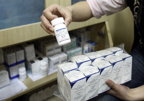 Good treatment consists of 70 percent care and 30 percent drugs, says AIDS specialist, Dr Zhao. Zhang Wei / China Daily