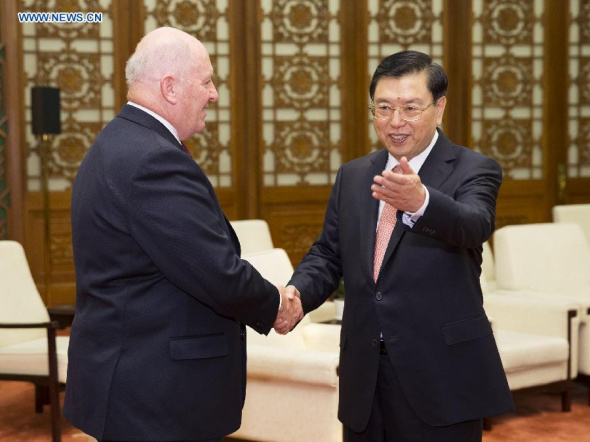 Zhang Dejiang (R), chairman of the Standing Committee of China's National People's Congress, meets with Australian Governor-General Peter Cosgrove at the Great Hall of the People in Beijing, capital of China, March 30, 2015. (Xinhua/Huang Jingwen) Zhang Dejiang (R), chairman of the Standing Committee of China's National People's Congress, meets with Australian Governor-General Peter Cosgrove at the Great Hall of the People in Beijing, capital of China, March 30, 2015. (Xinhua/Huang Jingwen)