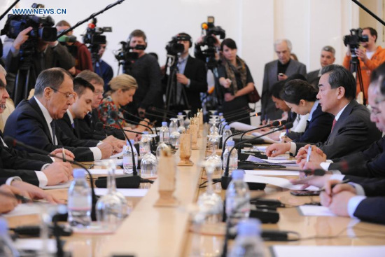 Visiting Chinese Foreign Minister Wang Yi holds talks with his Russian counterpart Sergey Lavrov in Moscow, Russia, on April 7, 2015. (Xinhua/Dai Tianfang)