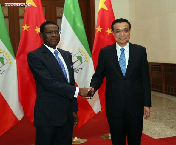 Chinese Premier Li Keqiang (R) meets with President of Equatorial Guinea Teodoro Obiang Nguema Mbasogo in Beijing, capital of China, April 29, 2015. (Photo: Xinhua/Liu Weibing) Chinese Premier Li Keqiang (R) meets with President of Equatorial Guinea Teodoro Obiang Nguema Mbasogo in Beijing, capital of China, April 29, 2015. (Photo: Xinhua/Liu Weibing)
