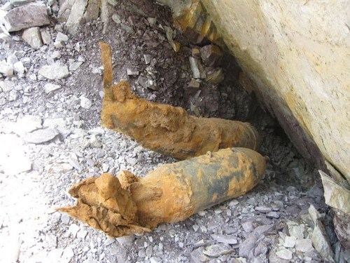 This 2012 file photo shows artillery shells discarded by Japanese troops during World War II from a farmer's house in Ji'an, Jiangxi province. (Photo/Xinhua) This 2012 file photo shows artillery shells discarded by Japanese troops during World War II from a farmer's house in Ji'an, Jiangxi province. (Photo/Xinhua)