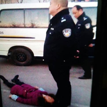A picture circulated on China's Twitter-like Sina Weibo. A picture circulated on China's Twitter-like Sina Weibo.