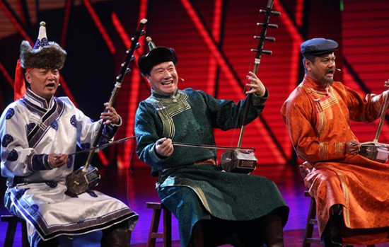 Ulan Muqir Art Troupe from the Inner Mongolia autonomous region stages two shows in Beijing in May. (Zou Hong/China Daily) Ulan Muqir Art Troupe from the Inner Mongolia autonomous region stages two shows in Beijing in May. (Zou Hong/China Daily)