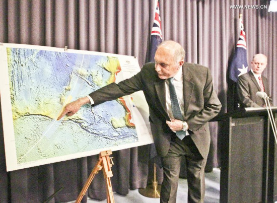 Australian Deputy Prime Minister Warren Truss (L) attends the press conference in Canberra, capital of Australia, Aug. 6, 2014. Australia has awarded a contract to Fugro Survey Pty Ltd. (Fugro) to conduct a search of the southern Indian Ocean sea floor for missing Malaysia Airlines flight MH370, the Joint Agency Coordination Center for the search of MH370 said on Wednesday. (Xinhua/Jin Linpeng) Australian Deputy Prime Minister Warren Truss (L) attends the press conference in Canberra, capital of Australia, Aug. 6, 2014. Australia has awarded a contract to Fugro Survey Pty Ltd. (Fugro) to conduct a search of the southern Indian Ocean sea floor for missing Malaysia Airlines flight MH370, the Joint Agency Coordination Center for the search of MH370 said on Wednesday. (Xinhua/Jin Linpeng)