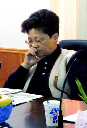 Yang Xiuzhu is seen in this file photo taken in 2002 in Wenzhou of east China's Zhejiang Province. (Photo/Xinhua)