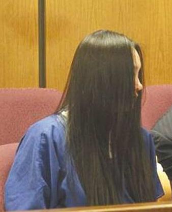 Yang Yuhan, one of the six defendants, stands trial in Los Angeles. (Photo/people.cn) Yang Yuhan, one of the six defendants, stands trial in Los Angeles. (Photo/people.cn)