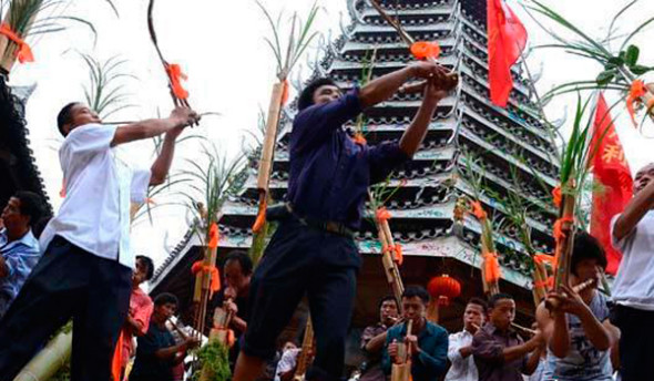 The sixth day of the sixth lunar month is an auspicious date for many Chinese people, none more so than the Dong people of Guizhou Province in southwestern China. (Photo/CNTV) The sixth day of the sixth lunar month is an auspicious date for many Chinese people, none more so than the Dong people of Guizhou Province in southwestern China. (Photo/CNTV)