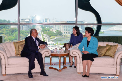 Chinese Vice Premier Liu Yandong (R) meets with Malaysian Prime Minister Najib Razak in Putrajaya, Malaysia, July 30, 2015. (Xinhua/Chong Voon Chung) Chinese Vice Premier Liu Yandong (R) meets with Malaysian Prime Minister Najib Razak in Putrajaya, Malaysia, July 30, 2015. (Xinhua/Chong Voon Chung)