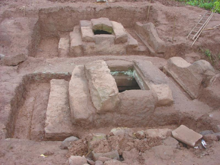 A tomb dating back to the Song Dynasty (960-1279 A.D.) in Ziyang City.