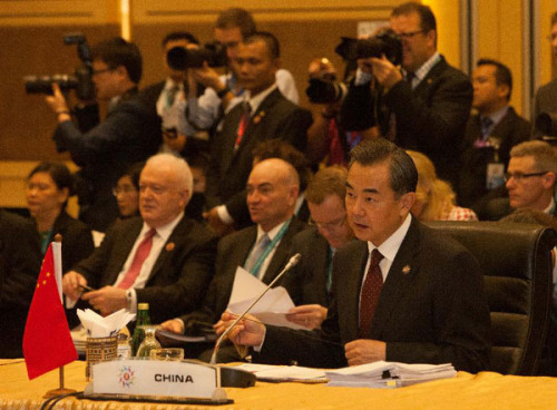 Chinese Foreign Minister Wang Yi (R front) speaks during the East Asia Summit Foreign Ministers' Meeting in Kuala Lumpur, Malaysia, on Aug 6, 2015. Wang Yi made clear China's stance on the South China Sea issue, rejecting the claims of the Philippines, Japan and United States.(Photo/Xinhua) Chinese Foreign Minister Wang Yi (R front) speaks during the East Asia Summit Foreign Ministers' Meeting in Kuala Lumpur, Malaysia, on Aug 6, 2015. Wang Yi made clear China's stance on the South China Sea issue, rejecting the claims of the Philippines, Japan and United States.(Photo/Xinhua)