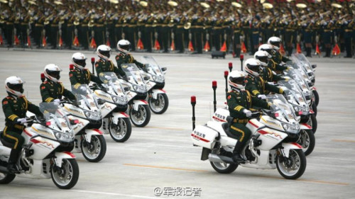 Established for just a year, Chinese armed police motorcycle guard formation will make its debut on the V-Day Parade that will be held on Sep. 3 in Beijing. Let's have a look at of a group of training photos of the formation.(Photo/81.cn) Established for just a year, Chinese armed police motorcycle guard formation will make its debut on the V-Day Parade that will be held on Sep. 3 in Beijing. Let's have a look at of a group of training photos of the formation.(Photo/81.cn)