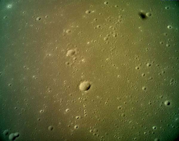 An image of a planned Moon landing site captured by an orbiting service module put in place by China's returned unmanned lunar orbiter launched in October last year.[Photo/Xinhua]