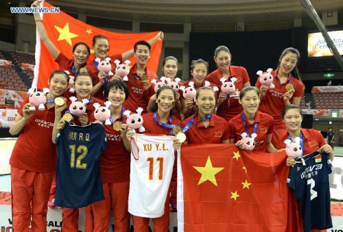 Team of China pose after winning the 2015 Women's Volleyball World Cup in Nagoya, Japan, Sept. 6, 2015. China beat Japan in the final by 3-1 and claimed the title of the event. (Photo: Xinhua/Ma Ping) Team of China pose after winning the 2015 Women's Volleyball World Cup in Nagoya, Japan, Sept. 6, 2015. China beat Japan in the final by 3-1 and claimed the title of the event. (Photo: Xinhua/Ma Ping)
