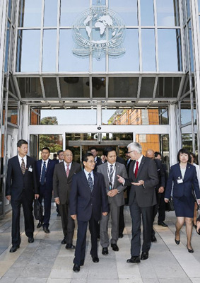 Deputy Secretary of the Central Commission for Discipline Inspection of the Communist Party of China (CCDI) Zhao Hongzhu (L front) chats with Jurgen Stock, Secretary-General of Interpol, in Lyon, France, on Sept. 7, 2015. (Photo: Xinhua/Zhou Lei) Deputy Secretary of the Central Commission for Discipline Inspection of the Communist Party of China (CCDI) Zhao Hongzhu (L front) chats with Jurgen Stock, Secretary-General of Interpol, in Lyon, France, on Sept. 7, 2015. (Photo: Xinhua/Zhou Lei)