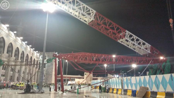 Photo taken on Sept. 11, 2015 shows the collapsed crane at the Grand Mosque in Saudi Arabia's holy city of Mecca. 87 pilgrims were killed and 201 others were injured when a crane fell on the grand mosque in Mecca, Saudi Arabia's Civil Defence authority said Friday. Al Arabiya Television earlier said the crane had fallen because of strong storms. Saudi Arabia has been hit by strong sand storms in the last few days. (Xinhua/Saudi Press Agency) Photo taken on Sept. 11, 2015 shows the collapsed crane at the Grand Mosque in Saudi Arabia's holy city of Mecca. 87 pilgrims were killed and 201 others were injured when a crane fell on the grand mosque in Mecca, Saudi Arabia's Civil Defence authority said Friday. Al Arabiya Television earlier said the crane had fallen because of strong storms. Saudi Arabia has been hit by strong sand storms in the last few days. (Xinhua/Saudi Press Agency)