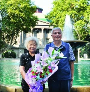 Professor Chen Shannian and fellow professor wife She Yinghe of Southeast University. (Photo/Modern Express) Professor Chen Shannian and fellow professor wife She Yinghe of Southeast University. (Photo/Modern Express)