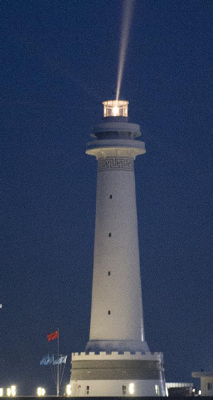Photo taken on Oct. 9, 2015 shows a lighthouse on Huayang Reef of China's Nansha Islands. The Ministry of Transport held a completion ceremony for the construction of Huayang and Chigua Lighthouses on Huayang Reef, marking the start of the operation of the two lighthouses. (Photo: Xinhua/Chen Yichen) Photo taken on Oct. 9, 2015 shows a lighthouse on Huayang Reef of China's Nansha Islands. The Ministry of Transport held a completion ceremony for the construction of Huayang and Chigua Lighthouses on Huayang Reef, marking the start of the operation of the two lighthouses. (Photo: Xinhua/Chen Yichen)