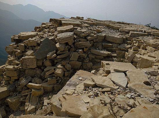The Great Wall is collapsing and vanishing. (Photo/China Youth News) The Great Wall is collapsing and vanishing. (Photo/China Youth News)