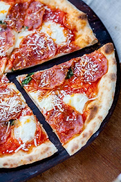 Diavola, Napoli salami, tomato, Buffalo cheese and basil. (Photo provided to China Daily) Diavola, Napoli salami, tomato, Buffalo cheese and basil. (Photo provided to China Daily)