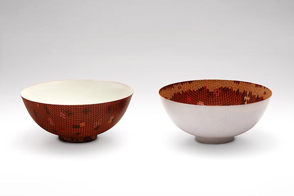 A pair of red enamel porcelain bowls will be under the hammer at Christie's auction on Saturday. (Photo provided to China Daily) A pair of red enamel porcelain bowls will be under the hammer at Christie's auction on Saturday. (Photo provided to China Daily)