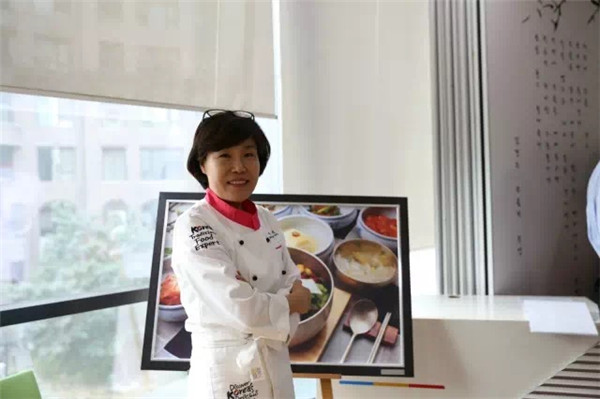 Chef Woo Young Sun with the Korean Cultural Center, China, will be the guest chef at the Korean Food Festival at Hotel Jen Upper East Beijing until Nov 15. (Photo provided to chinadaily.com.cn) Chef Woo Young Sun with the Korean Cultural Center, China, will be the guest chef at the Korean Food Festival at Hotel Jen Upper East Beijing until Nov 15. (Photo provided to chinadaily.com.cn)