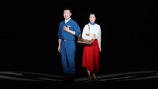 The opera Dream High in Aerospace, staged by the performing-arts company of the People's Liberation Army Air Force, sheds new light on the lives of test pilots. (Photo provided to China Daily) The opera Dream High in Aerospace, staged by the performing-arts company of the People's Liberation Army Air Force, sheds new light on the lives of test pilots. (Photo provided to China Daily)
