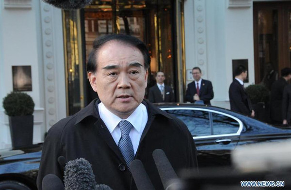 Chinese Vice Foreign Minister Li Baodong speaks to media upon his arrival at the site of the second Vienna meeting on the Syria crisis in Vienna, Austria, on Oct. 14. 2015. (Photo: Xinhua/Liu Xiang) Chinese Vice Foreign Minister Li Baodong speaks to media upon his arrival at the site of the second Vienna meeting on the Syria crisis in Vienna, Austria, on Oct. 14. 2015. (Photo: Xinhua/Liu Xiang)
