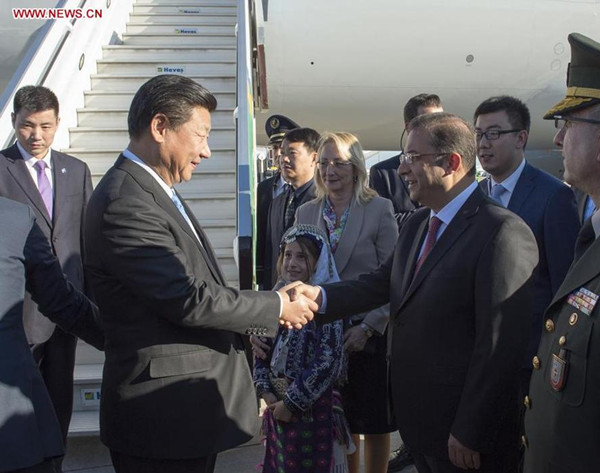 hinese President Xi Jinping is greeted on his arrival at the airport in the Mediterranean coastal city of Antalya in southwest Turkey on Nov. 14, 2015. Xi arrived in Antalya on Saturday to attend the upcoming G20 summit. (Photo: Xinhua/Li Xueren)