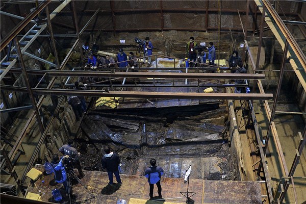The Marquis of Haihun cemetery covers roughly 40,000 square meters and contains eight tombs and a chariot burial site. (Photo/Xinhua) The Marquis of Haihun cemetery covers roughly 40,000 square meters and contains eight tombs and a chariot burial site. (Photo/Xinhua)