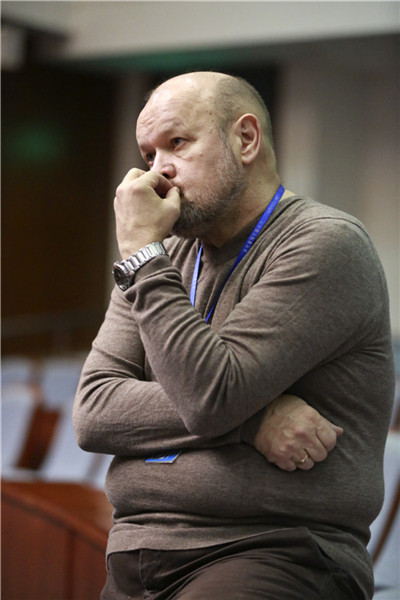 The Chinese play Office Romance is directed by Kuzin Aleksandr Sergeevich. (Photo:China Daily/Feng Yongbin) The Chinese play Office Romance is directed by Kuzin Aleksandr Sergeevich. (Photo:China Daily/Feng Yongbin)