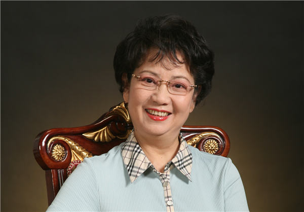 Li Weikang, one of the country's most famous Peking Opera performers, wants to use her experience to keep the traditional theater form fresh. Li Weikang, one of the country's most famous Peking Opera performers, wants to use her experience to keep the traditional theater form fresh.