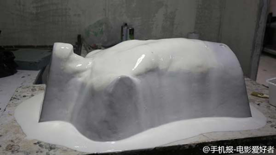 The model of Zhang Hanyu's upper body. (Photo/Weibo) The model of Zhang Hanyu's upper body. (Photo/Weibo)