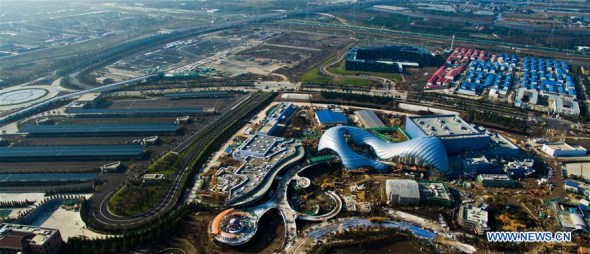 Photo taken on Dec. 12, 2015 shows a general view of Shanghai Disney Resort in east China's Shanghai. (Photo: Xinhua/Niu Yixin) Photo taken on Dec. 12, 2015 shows a general view of Shanghai Disney Resort in east China's Shanghai. (Photo: Xinhua/Niu Yixin)