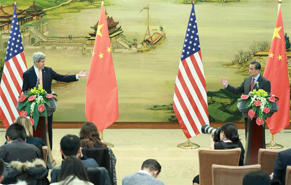 Chinese Foreign Minister Wang Yi (R) and U.S. Secretary of State John Kerry attend a joint press conference after their talks in Beijing, capital of China, Jan. 27, 2016. (Photo: Xinhua/Ding Haitao)