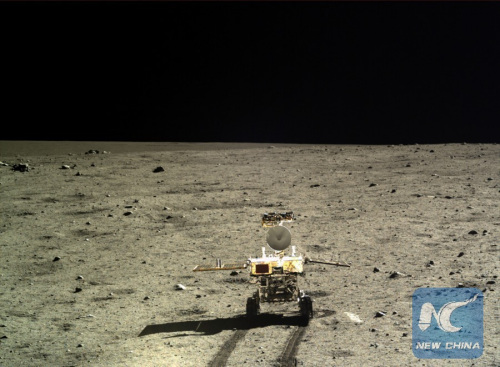 Photo taken by the landform camera on the Chang'e-3 moon lander on Dec. 22, 2013 shows the Yutu moon rover during Chang'e-3 lunar probe mission's first lunar day circle. (Xinhua file photo) Photo taken by the landform camera on the Chang'e-3 moon lander on Dec. 22, 2013 shows the Yutu moon rover during Chang'e-3 lunar probe mission's first lunar day circle. (Xinhua file photo)