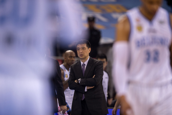 Min Lulei, head coach of Beijing, reacts during Game 4 of the quarterfinal series of the China Basketball Association (CBA) playoffs at the MasterCard Center in Beijing February 21, 2016. (Photo/Xinhua) Min Lulei, head coach of Beijing, reacts during Game 4 of the quarterfinal series of the China Basketball Association (CBA) playoffs at the MasterCard Center in Beijing February 21, 2016. (Photo/Xinhua)