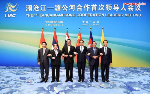 Chinese Premier Li Keqiang (3rd R) poses for a group photo with Thai Prime Minister Prayuth Chan-ocha (3rd L), Cambodian Prime Minister Hun Sen (2nd R), Lao Prime Minister Thongsing Thammavong (2nd L), Vice President of Myanmar Sai Mauk Kham (1st R), and Vietnamese Deputy Prime Minister Pham Binh Minh (1st L) before the 1st Lancang-Mekong Cooperation Leaders' Meeting in Sanya, south China's Hainan Province, March 23, 2016. (Xinhua/Li Tao) Chinese Premier Li Keqiang (3rd R) poses for a group photo with Thai Prime Minister Prayuth Chan-ocha (3rd L), Cambodian Prime Minister Hun Sen (2nd R), Lao Prime Minister Thongsing Thammavong (2nd L), Vice President of Myanmar Sai Mauk Kham (1st R), and Vietnamese Deputy Prime Minister Pham Binh Minh (1st L) before the 1st Lancang-Mekong Cooperation Leaders' Meeting in Sanya, south China's Hainan Province, March 23, 2016. (Xinhua/Li Tao)