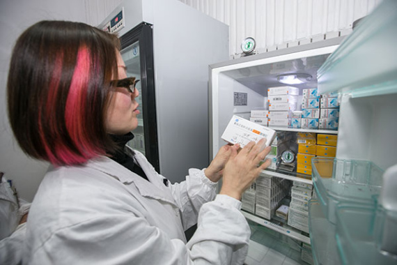 Vaccines are adequately refrigerated at a community health service center in Xiacheng district, Hangzhou, March 22. (Photo: China Daily/VCG) Vaccines are adequately refrigerated at a community health service center in Xiacheng district, Hangzhou, March 22. (Photo: China Daily/VCG)