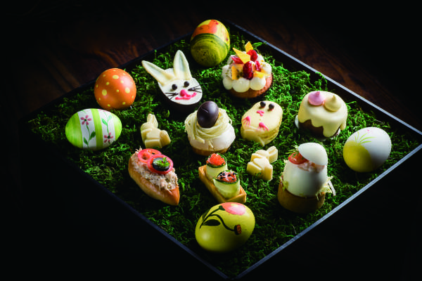 Easter-themed afternoon tea at Lobby Lounge (Photo courtesy of Conrad Beijing) Easter-themed afternoon tea at Lobby Lounge (Photo courtesy of Conrad Beijing)