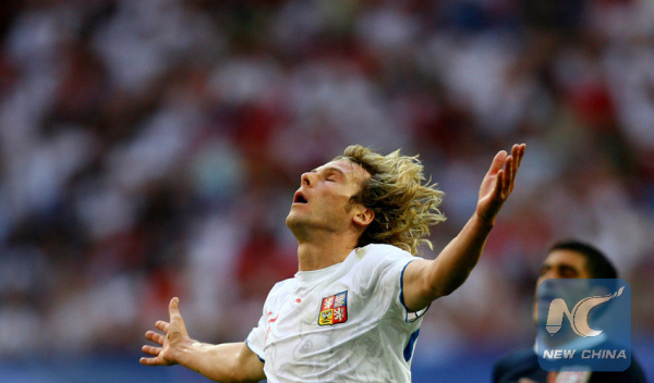Czech Republic's Pavel Nedved celebrates his team's goal during the first round match of the World Cup 2006 Group E against the USA in Gelsenkirchen, Germany, June 12, 2006. (Xinhua Photo/Liao Yujie) Czech Republic's Pavel Nedved celebrates his team's goal during the first round match of the World Cup 2006 Group E against the USA in Gelsenkirchen, Germany, June 12, 2006. (Xinhua Photo/Liao Yujie)