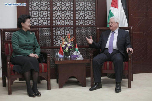 Visiting Chinese Vice Premier Liu Yandong (L) meets with Palestinian President Mahmoud Abbas in the West Bank city of Ramallah on March 31, 2016. China will implement the relevant initiatives raised by the Chinese president and continue to deepen mutual trust and enrich cooperation with Palestine, visiting Chinese Vice Premier Liu Yandong said here Thursday. (Xinhua/Fadi Arouri) Visiting Chinese Vice Premier Liu Yandong (L) meets with Palestinian President Mahmoud Abbas in the West Bank city of Ramallah on March 31, 2016. China will implement the relevant initiatives raised by the Chinese president and continue to deepen mutual trust and enrich cooperation with Palestine, visiting Chinese Vice Premier Liu Yandong said here Thursday. (Xinhua/Fadi Arouri)