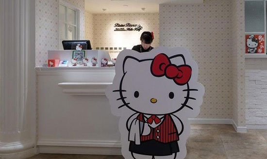 Hello Kitty-themed restaurant in Shanghai. Hello Kitty-themed restaurant in Shanghai.