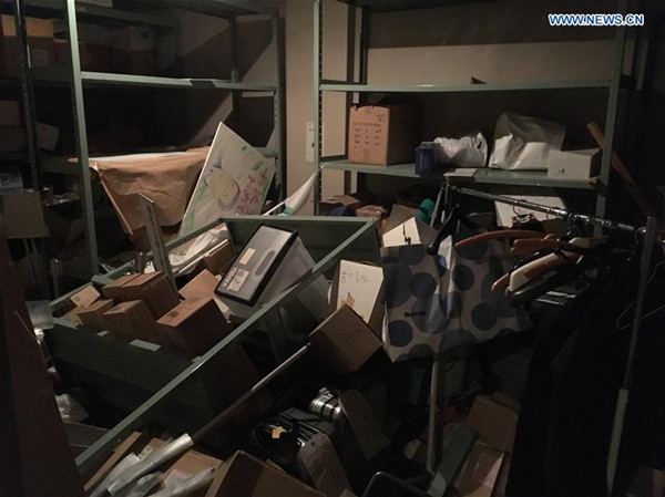 The photo taken on April 16, 2016 shows fallen shelves at a hotel after an earthquake in Kumamoto, southwestern Japan. Kumamoto Prefecture in southwestern Japan was hit again by a magnitude-7.1 earthquake on Saturday at 1:25 local time. (Xinhua/Liu Tian)