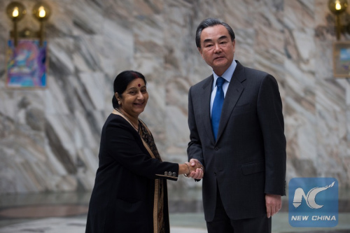 Chinese Foreign Minister Wang Yi (R) meets with Indian External Affairs Minister Sushma Swaraj in Moscow, capital of Russia, on April 18, 2016. (Photo: Xinhua/Evgeny Sinitsyn) Chinese Foreign Minister Wang Yi (R) meets with Indian External Affairs Minister Sushma Swaraj in Moscow, capital of Russia, on April 18, 2016. (Photo: Xinhua/Evgeny Sinitsyn)