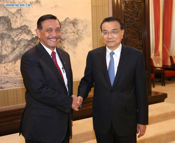 Chinese Premier Li Keqiang (R) shakes hands with Luhut Panjaitan, Indonesian Coordinating Minister for Political, Law and Security Affairs, in Beijing, capital of China, April 27, 2016. (Photo: Xinhua/Pang Xinglei) Chinese Premier Li Keqiang (R) shakes hands with Luhut Panjaitan, Indonesian Coordinating Minister for Political, Law and Security Affairs, in Beijing, capital of China, April 27, 2016. (Photo: Xinhua/Pang Xinglei)