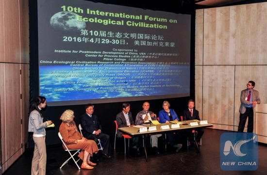 Photo taken on April 29, 2016 shows the 10th International Forum on Ecological Civilization in Claremont, the United States. The 10th International Forum on Ecological Civilization, organized around the impetus organic Marxism gives to ecological civilization and the balance between an ecological civilization and economic growth, gathered over 150 scholars and environmentalists from around the world. (Xinhua/Zhang Chaoqun)