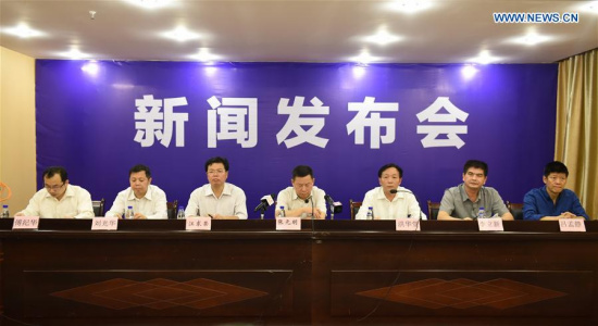 Photo taken on May 8, 2016 shows a press conference held to brief a landslide in Taining County, southeast China's Fujian Province. The number of people missing from the landslide that hit Taining on Sunday has risen to 41, according to the press conference held Sunday night. (Photo: Xinhua/Lin Shanchuan) Photo taken on May 8, 2016 shows a press conference held to brief a landslide in Taining County, southeast China's Fujian Province. The number of people missing from the landslide that hit Taining on Sunday has risen to 41, according to the press conference held Sunday night. (Photo: Xinhua/Lin Shanchuan)