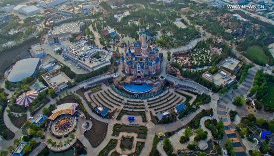 Photo taken on May 6, 2016 shows a general view of the Shanghai Disney Resort in Shanghai, east China. (Photo: Xinhua/Niu Yixin) Photo taken on May 6, 2016 shows a general view of the Shanghai Disney Resort in Shanghai, east China. (Photo: Xinhua/Niu Yixin)