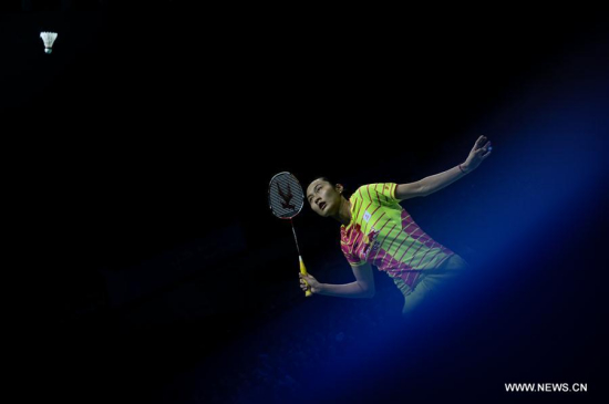 China's Wang Yihan hits a return to Malaysia's Jin Wei Goh during their singles match of Group A at the Uber Cup Badminton Championship in Kunshan, east China's Jiangsu Province, May 15, 2016. Wang Yihan won 2-0. (Photo: Xinhua/Li Xiang) China's Wang Yihan hits a return to Malaysia's Jin Wei Goh during their singles match of Group A at the Uber Cup Badminton Championship in Kunshan, east China's Jiangsu Province, May 15, 2016. Wang Yihan won 2-0. (Photo: Xinhua/Li Xiang)