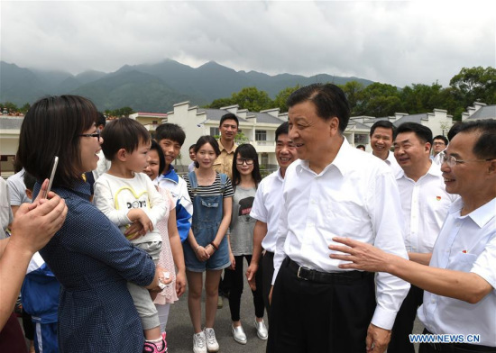 Liu Yunshan(2nd R front) talks with villagers of Wushiling Village in Ruyuan Yao Autonomous County, south China's Guangdong Province, May 22, 2016. (Photo: Xinhua/Xie Huanchi) Liu Yunshan(2nd R front) talks with villagers of Wushiling Village in Ruyuan Yao Autonomous County, south China's Guangdong Province, May 22, 2016. (Photo: Xinhua/Xie Huanchi)